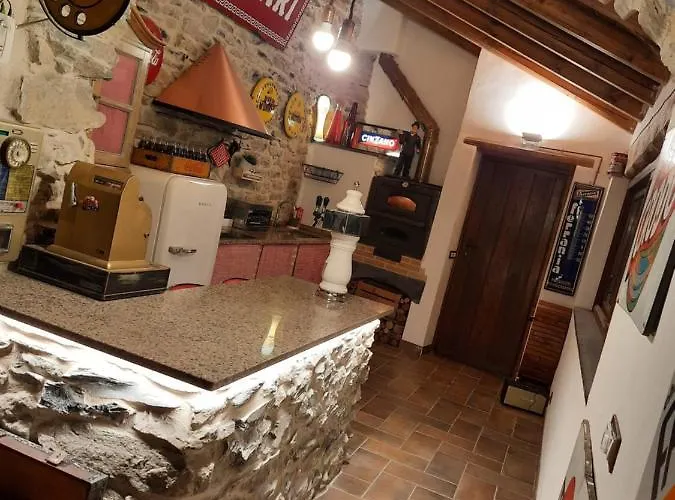 Alpehytte Il Santo Graal Triora